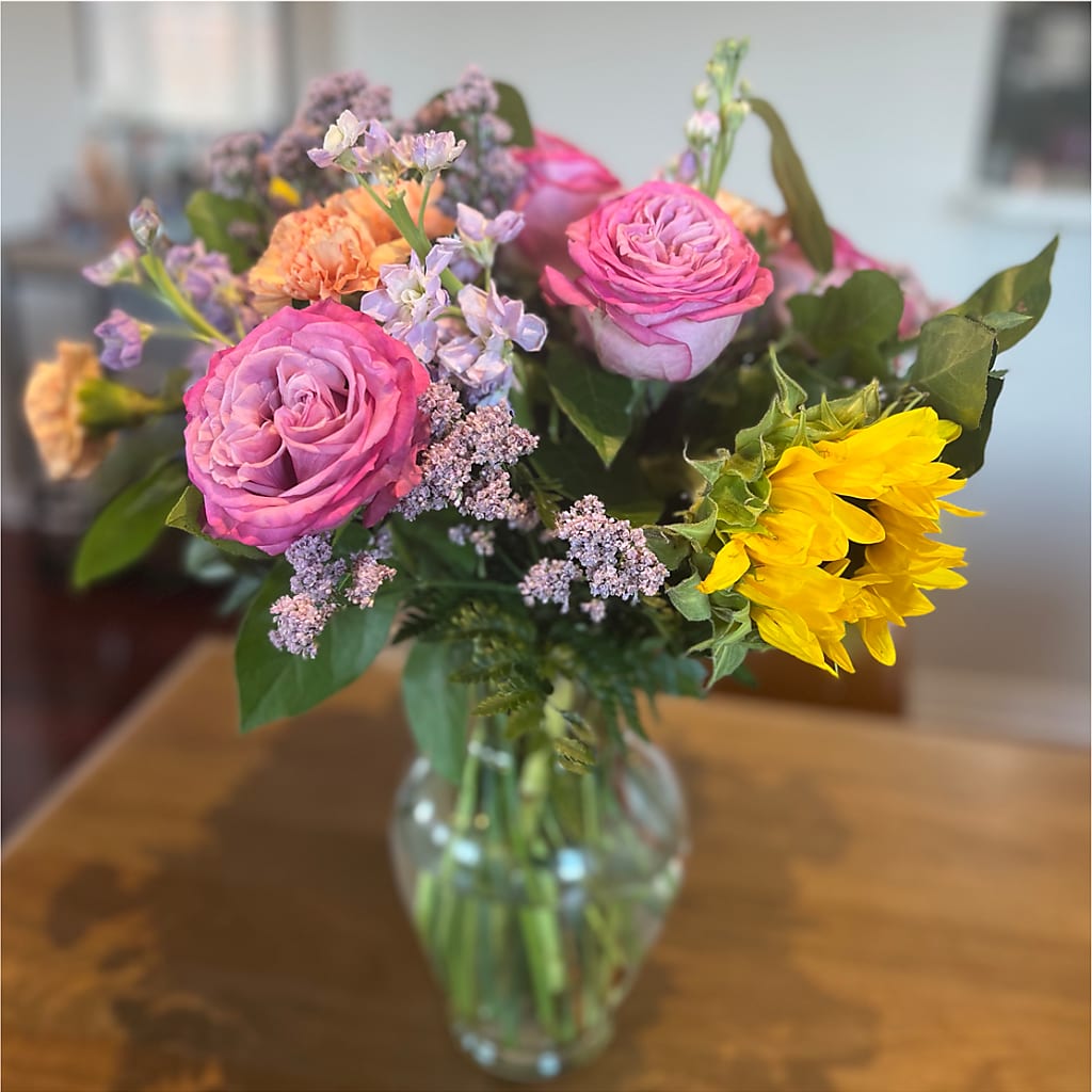 Yellow Brick Road Bouquet – Cg Rain Florist, Cedar Grove NJ