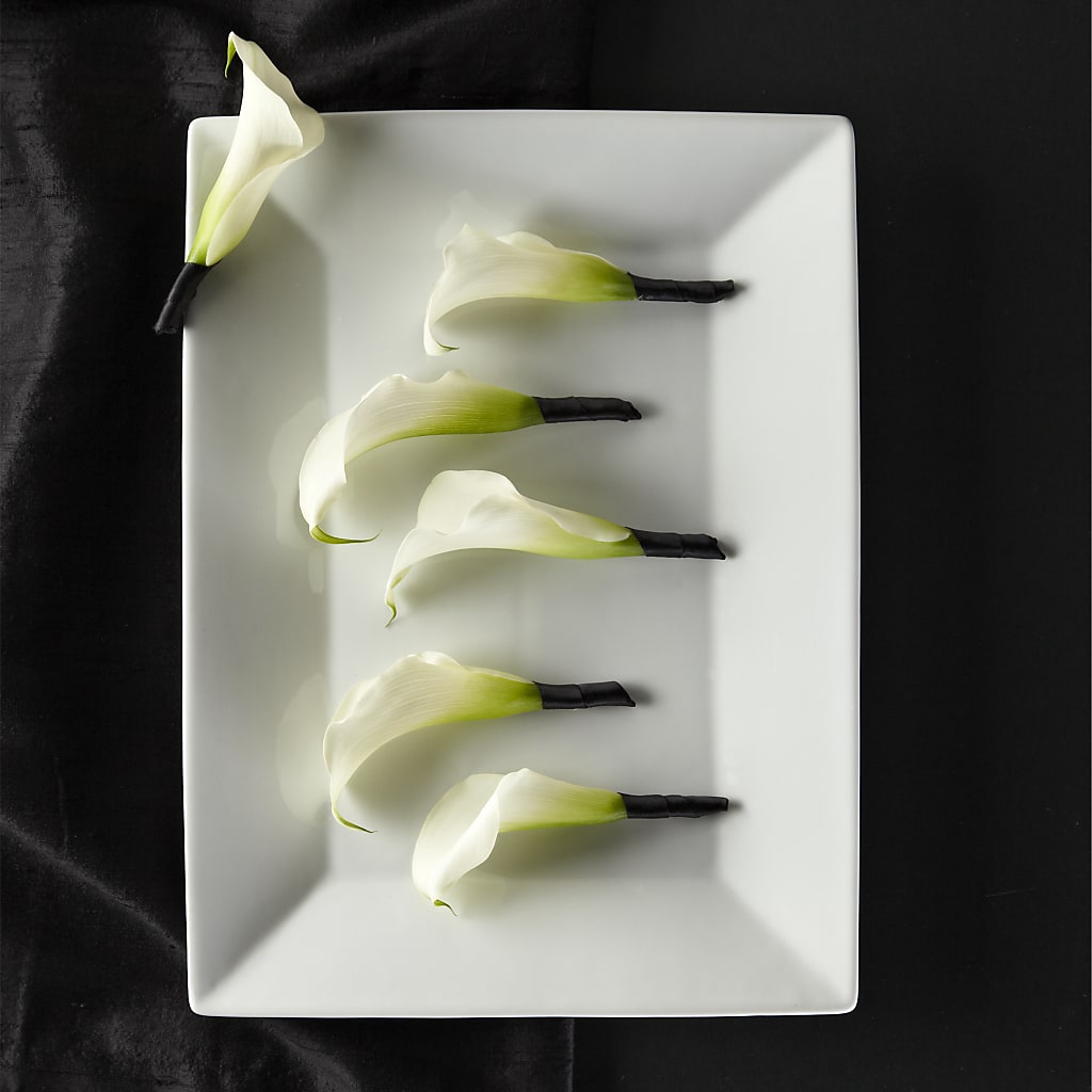 Calla Lily Promise Boutonniere – Cg Rain Florist, Cedar Grove NJ