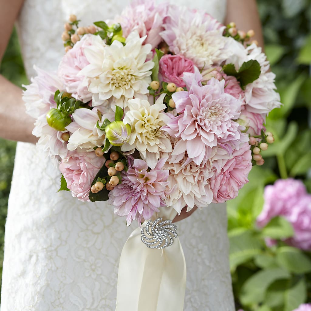 Heart's Promise Bouquet – Cg Rain Florist, Cedar Grove NJ