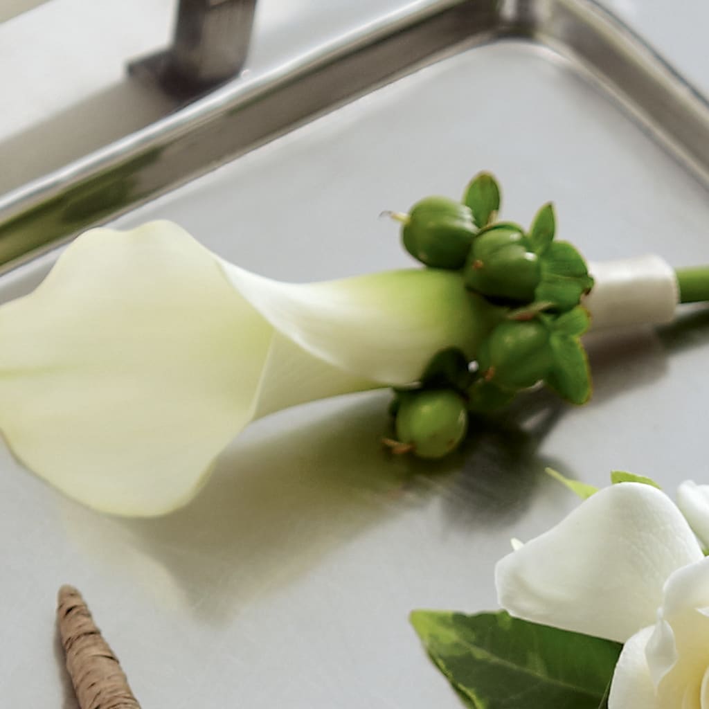 White Calla Boutonniere – Cg Rain Florist, Cedar Grove NJ