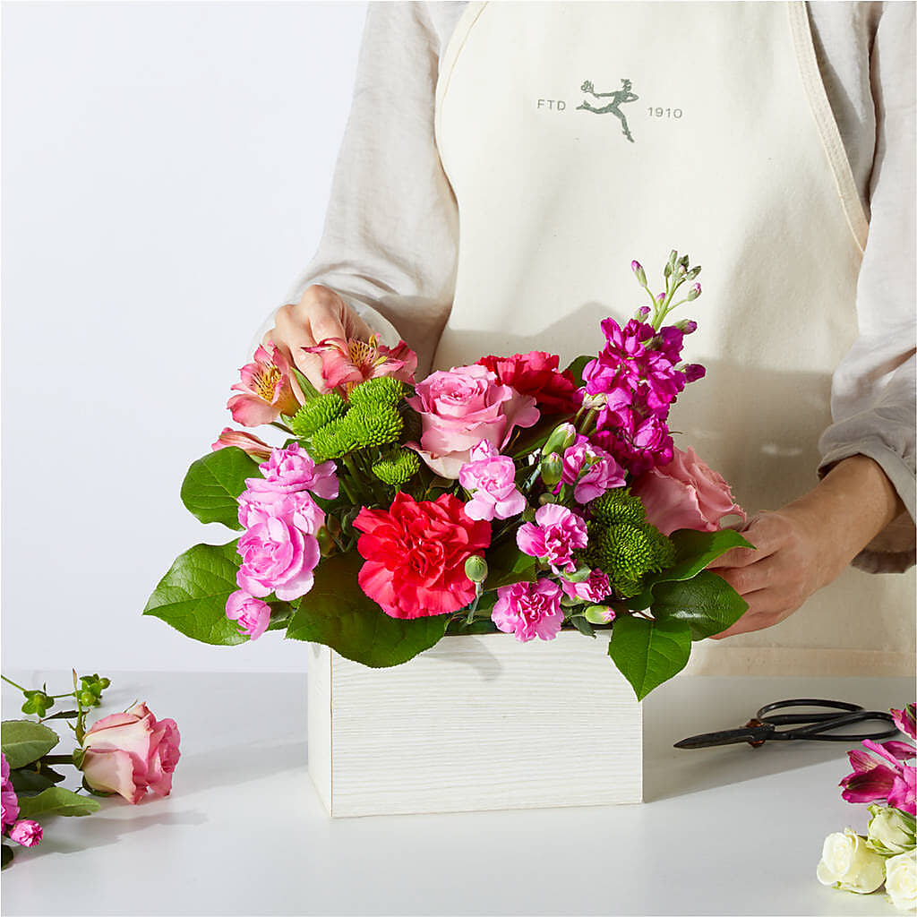 Sweetberry Box – A Florist Original –  Cg Rain Florist, Cedar Grove NJ