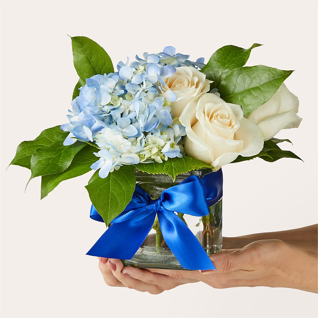 Sky Blue Delight Bouquet –  Cg Rain Florist, Cedar Grove NJ