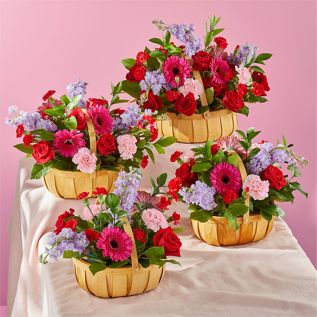 Pink Picnic Basket –  Cg Rain Florist, Cedar Grove NJ