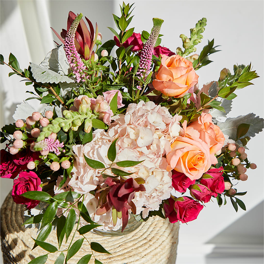 Glitz & Glam Bouquet –  Cg Rain Florist, Cedar Grove NJ