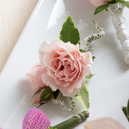 Pink Spray Rose Boutonniere –  Cg Rain Florist, Cedar Grove NJ